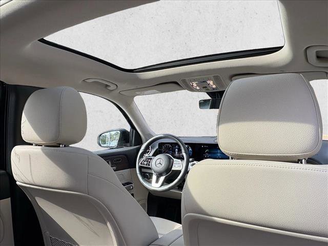 Used 2023 Mercedes-Benz GLB 250 image 17