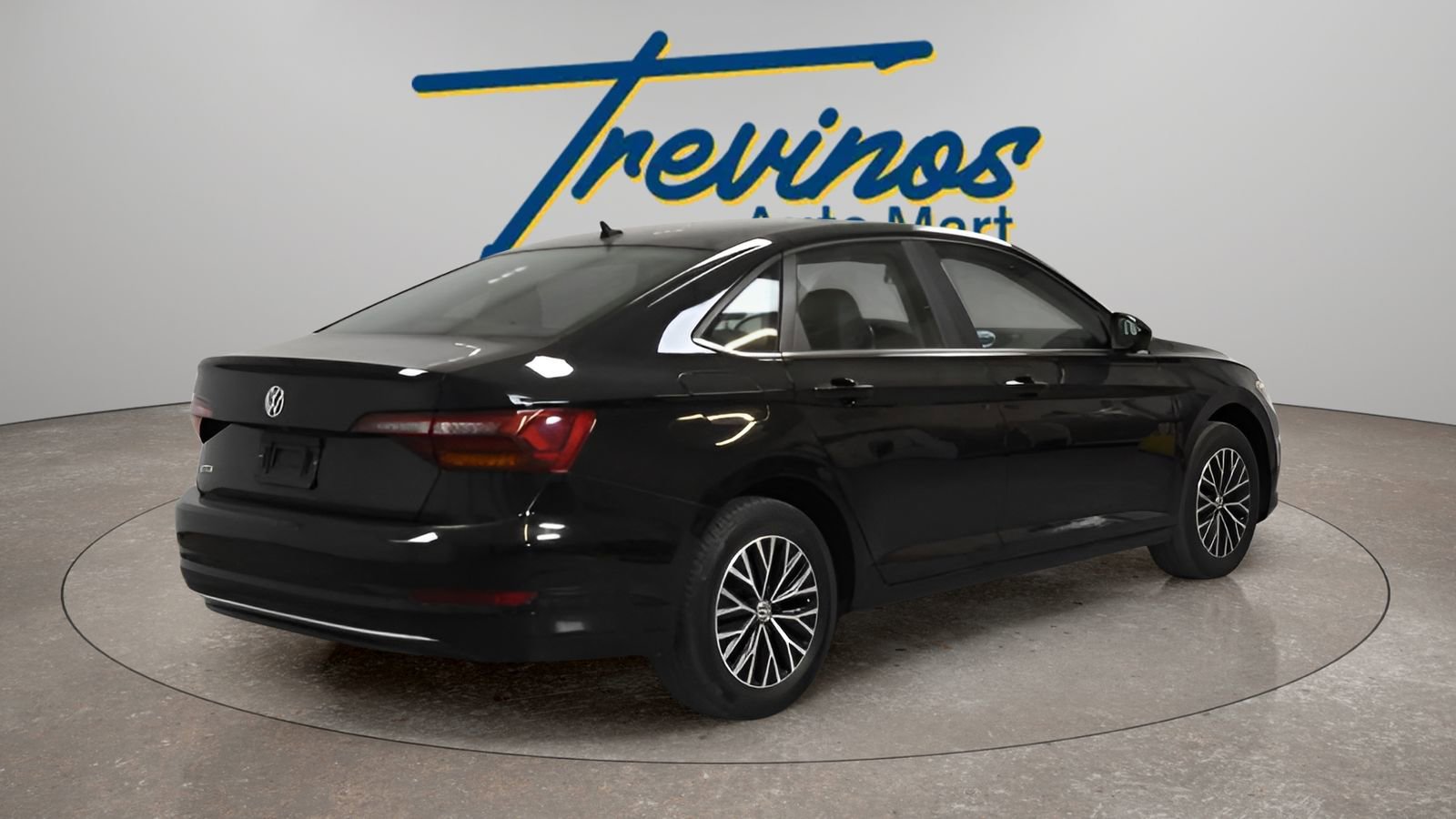 Used 2019 Volkswagen Jetta SE w/ Cold Weather Package image 2
