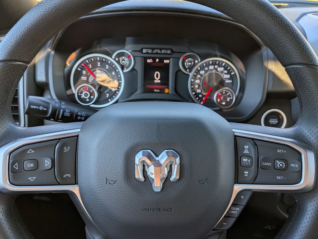 New 2026 RAM 1500 Express image 32