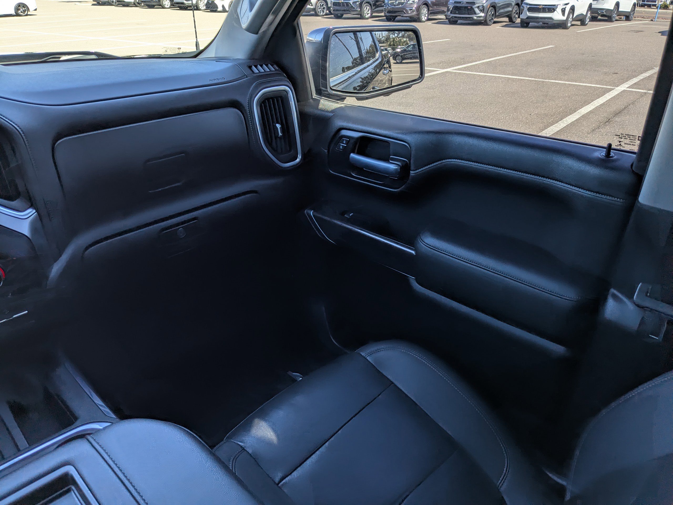 Used 2021 Chevrolet Silverado 1500 LTZ w/ LTZ Premium Package image 17