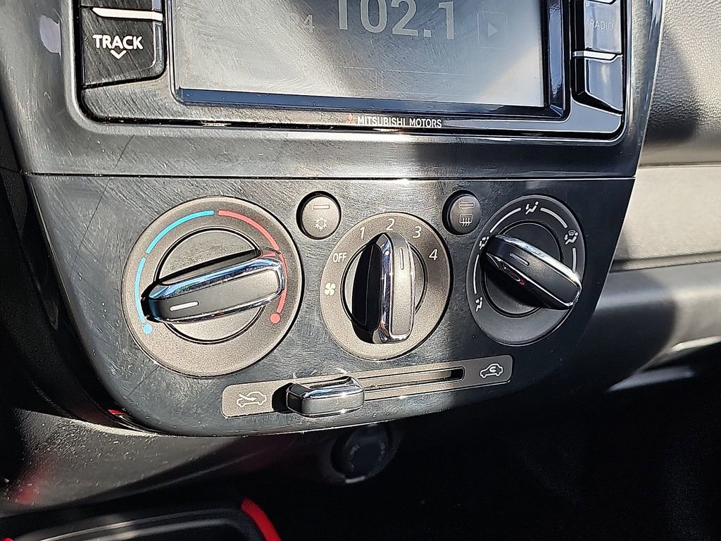 Used 2019 Mitsubishi Mirage LE image 15