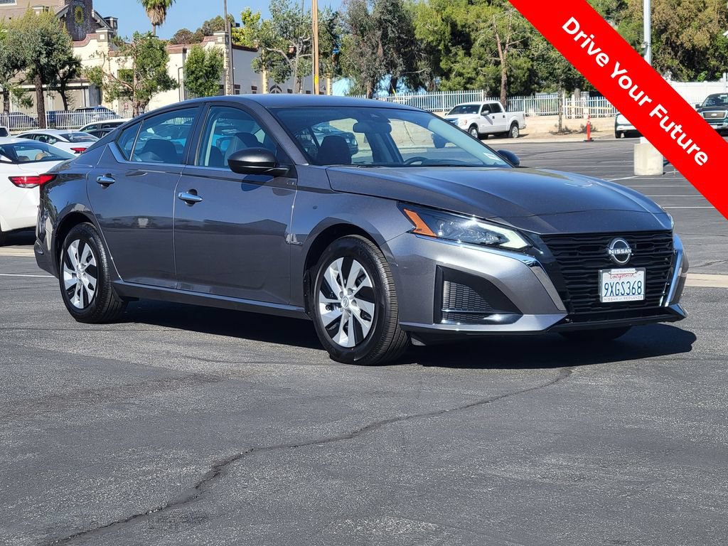 Certified 2025 Nissan Altima 2.5 S FWD image 35