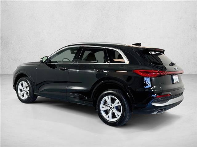 Used 2025 Audi Q5 Premium w/ Convenience Package AWD/4WD image 8
