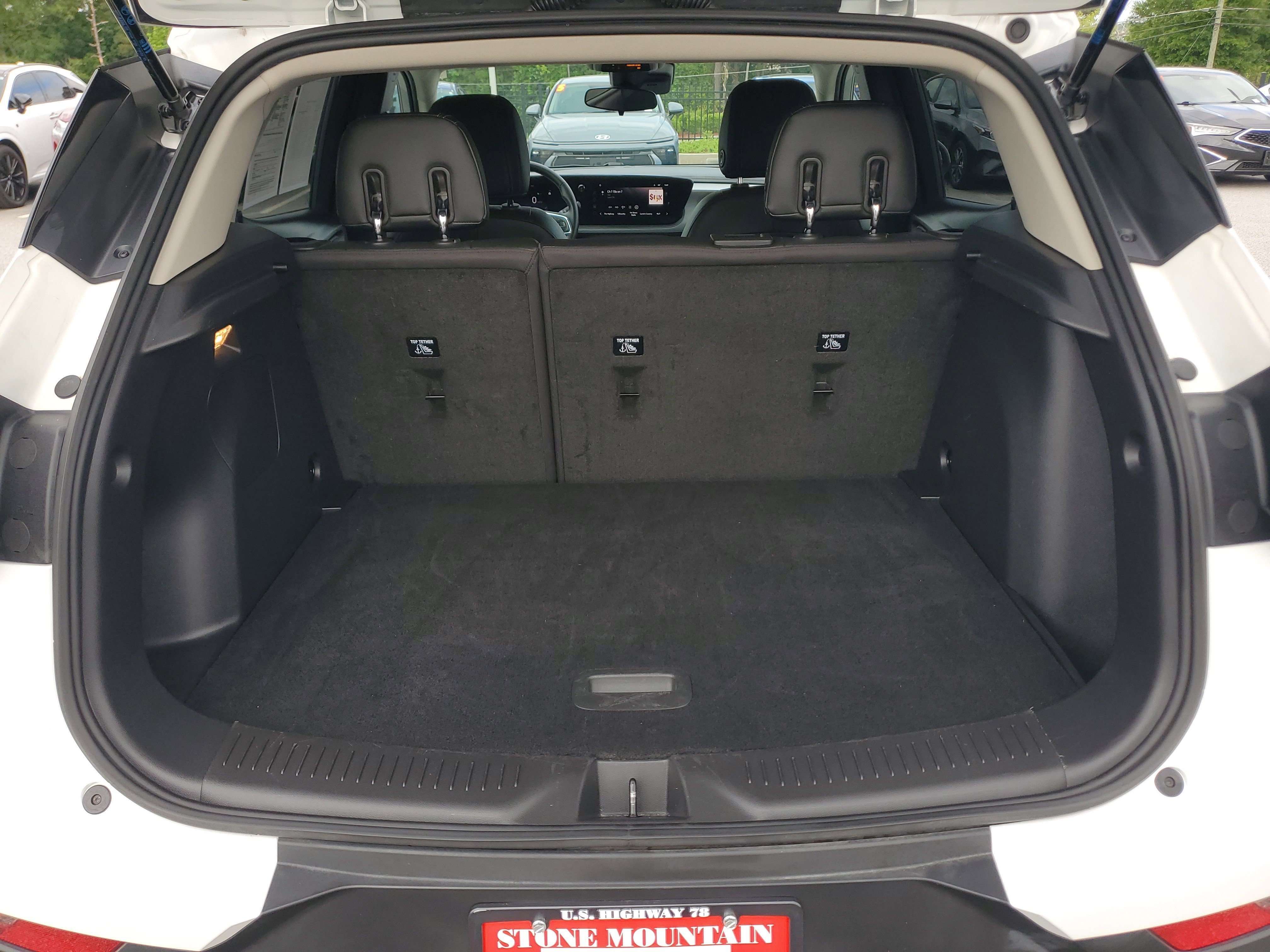 Used 2025 Buick Encore GX Preferred FWD image 9
