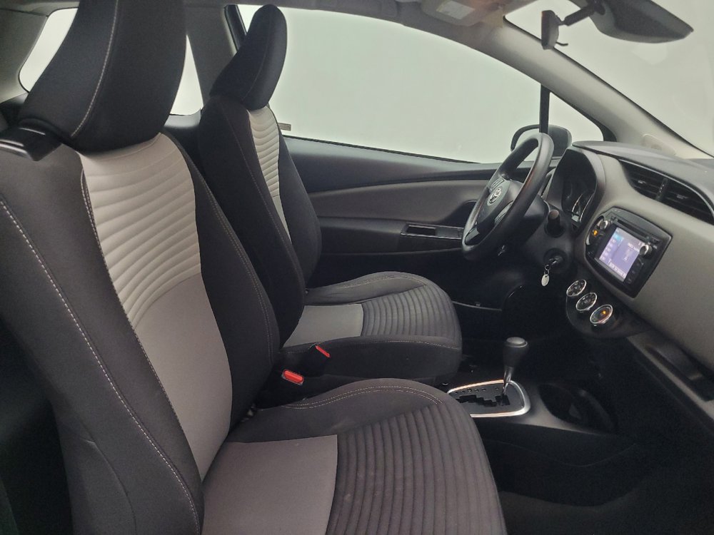 Used 2018 Toyota Yaris LE w/ Carpet Mat Package image 21