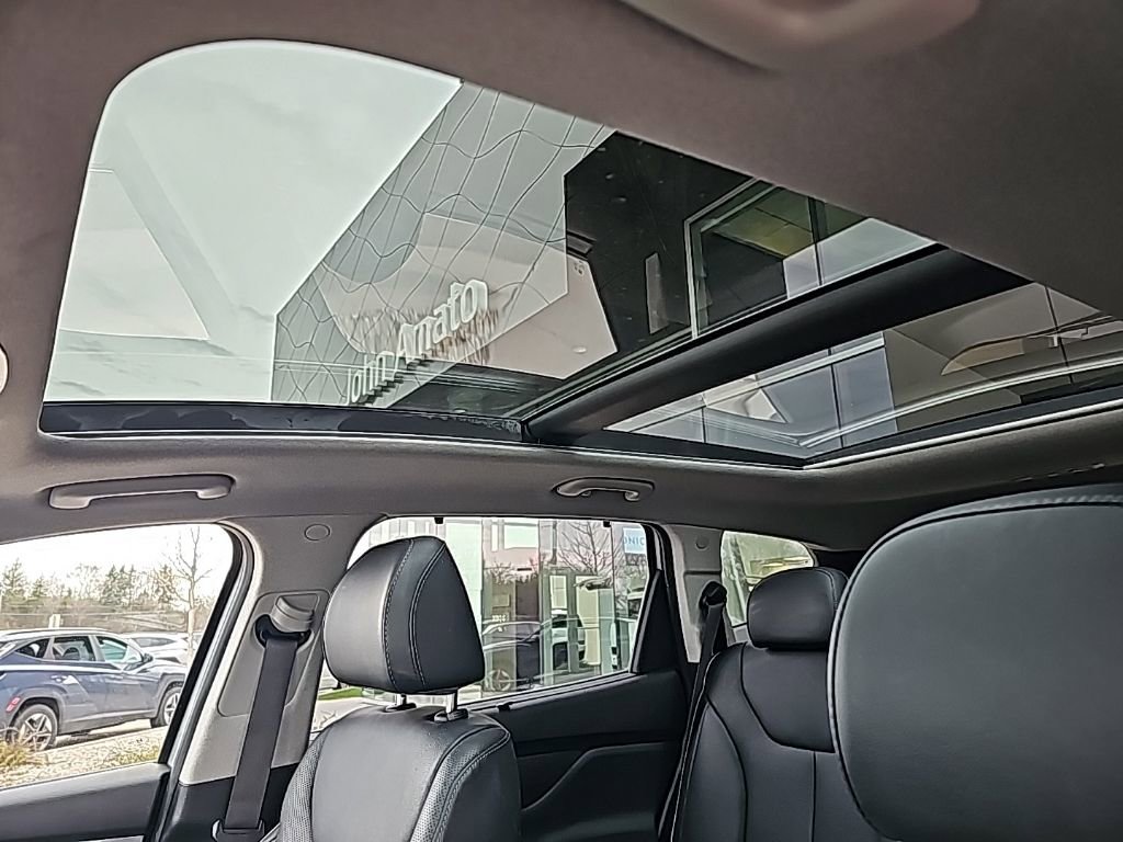 Certified 2023 Hyundai Santa Fe Limited AWD/4WD image 24