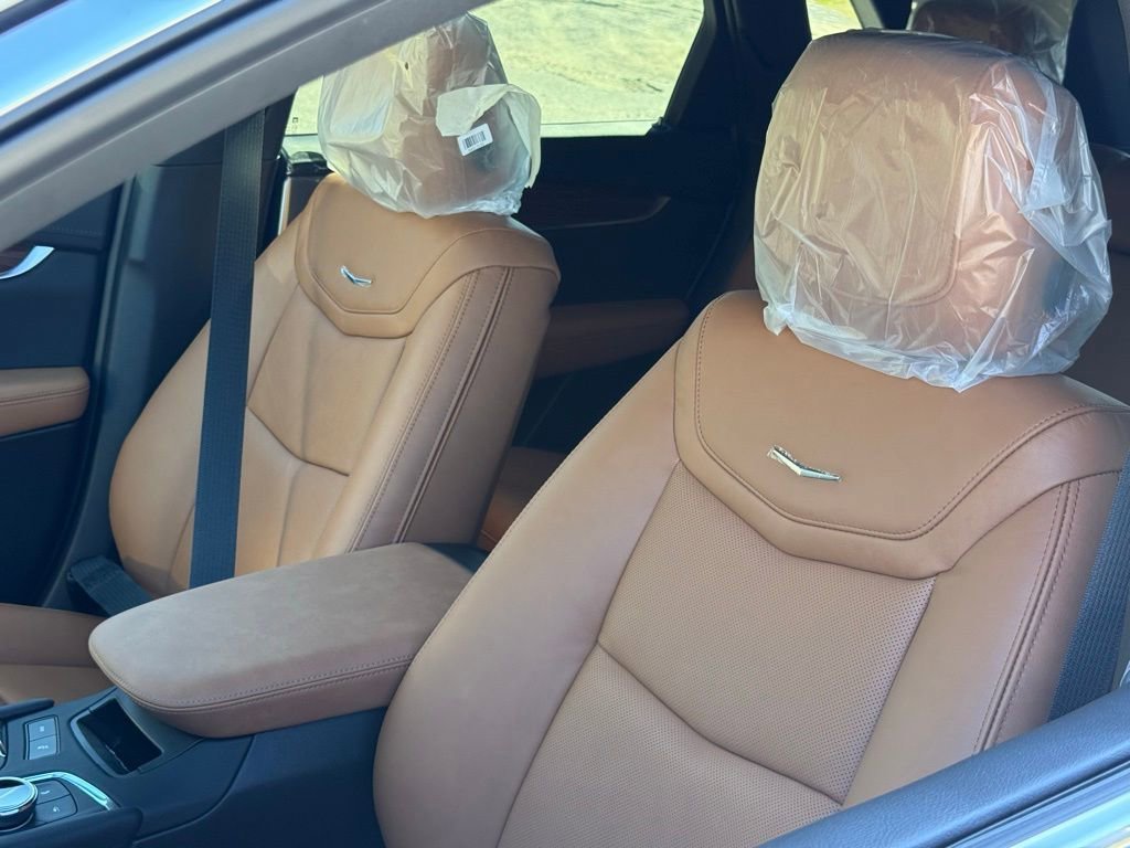 New 2026 Cadillac XT5 Premium Luxury w/ Driver Assist Package FWD image 17