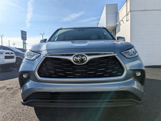Used 2020 Toyota Highlander XLE image 9