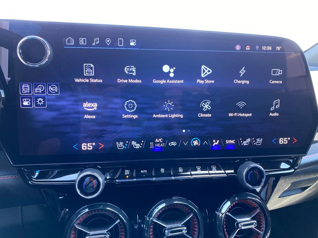 Used 2025 Chevrolet Blazer EV RS AWD/4WD image 18