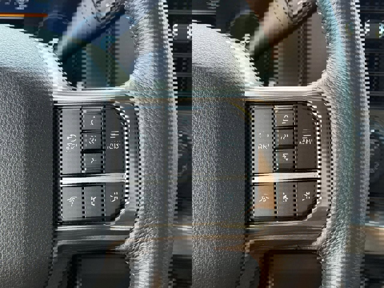 New 2026 Ford F350 King Ranch w/ FX4 Off-Road Package image 43