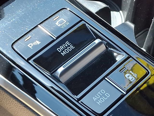 Used 2021 Hyundai Sonata Limited w/ Winter Weather Package FWD image 25
