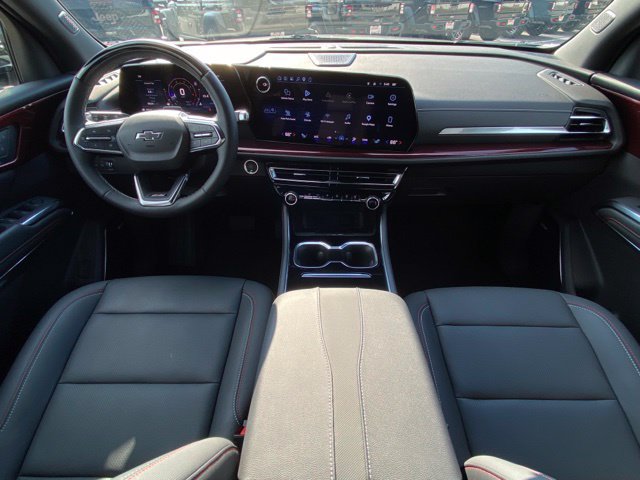 Used 2024 Chevrolet Traverse Z71 w/ Enhanced Driving Package AWD/4WD image 22