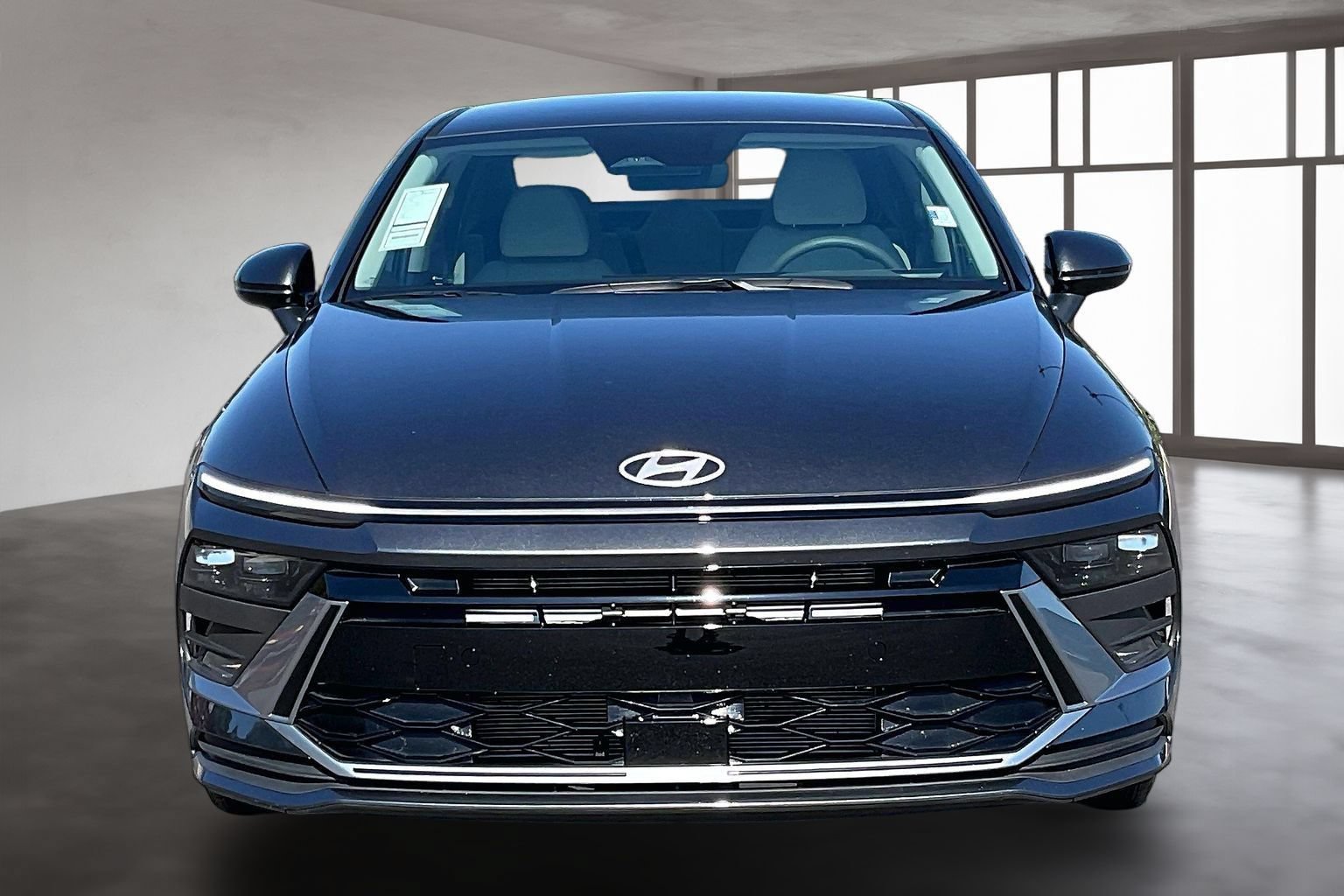 Certified 2025 Hyundai Sonata SE FWD image 2