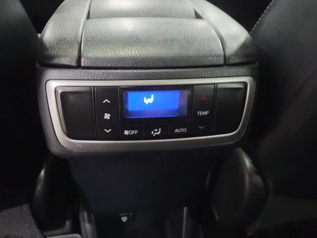 Used 2015 Toyota Highlander Limited AWD/4WD image 27