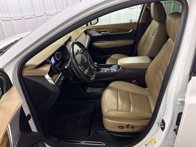 Used 2021 Cadillac XT5 Sportv w/ Platinum Package AWD/4WD image 29
