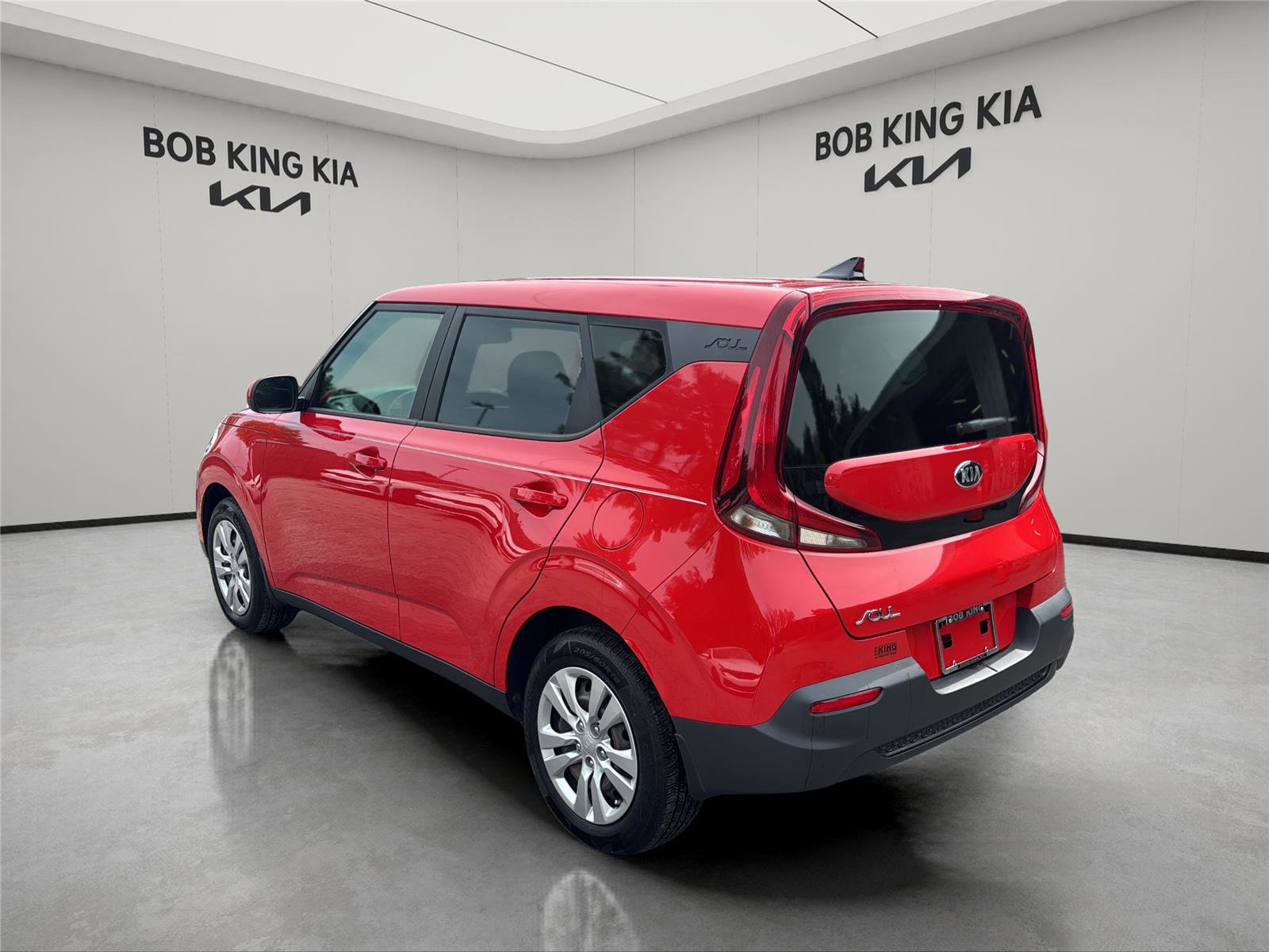 Used 2020 Kia Soul LX image 3