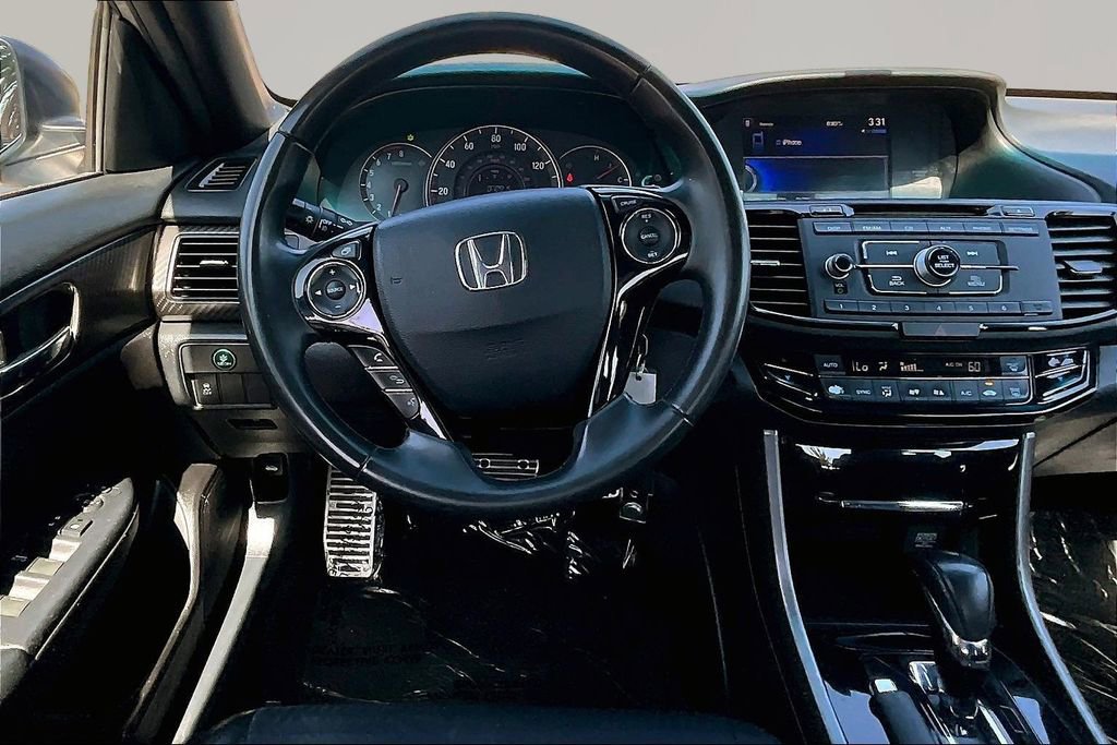 Used 2016 Honda Accord Sport image 8