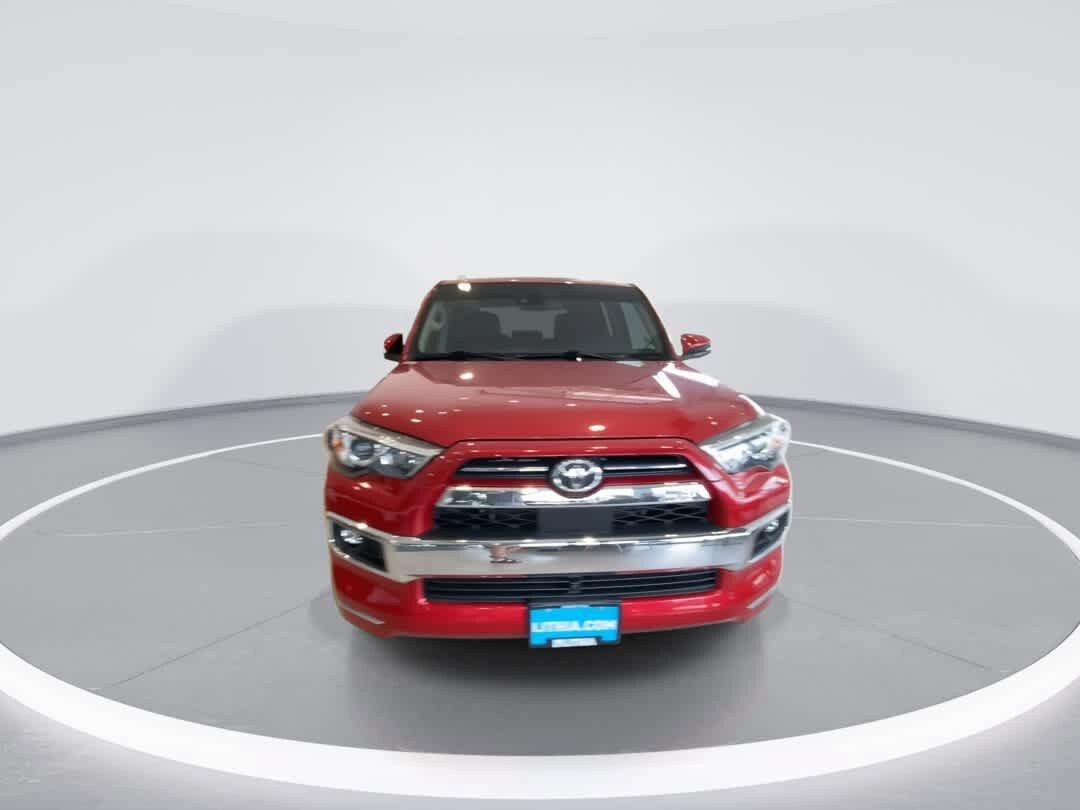 Used 2022 Toyota 4Runner Limited AWD/4WD image 3