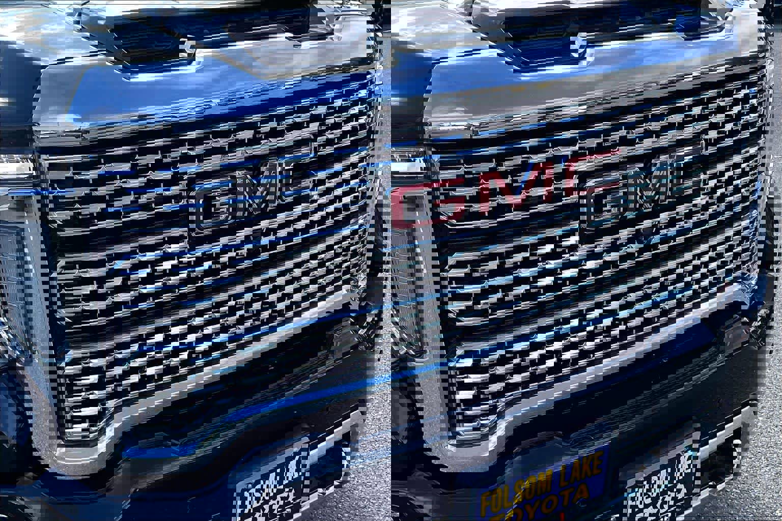 Used 2021 GMC Sierra 2500 Denali w/ Denali Ultimate Package image 29