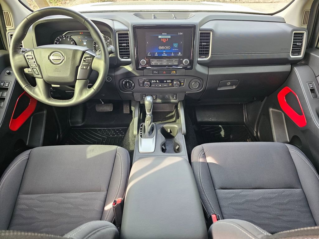 Certified 2024 Nissan Frontier SV w/ Hardbody Edition AWD/4WD image 9