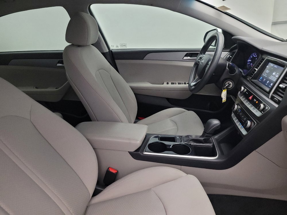 Used 2018 Hyundai Sonata SE w/ Cargo Package image 21