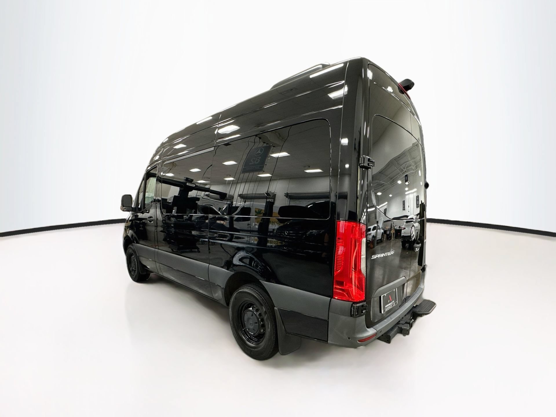 Used 2023 Mercedes-Benz Sprinter 2500 image 6