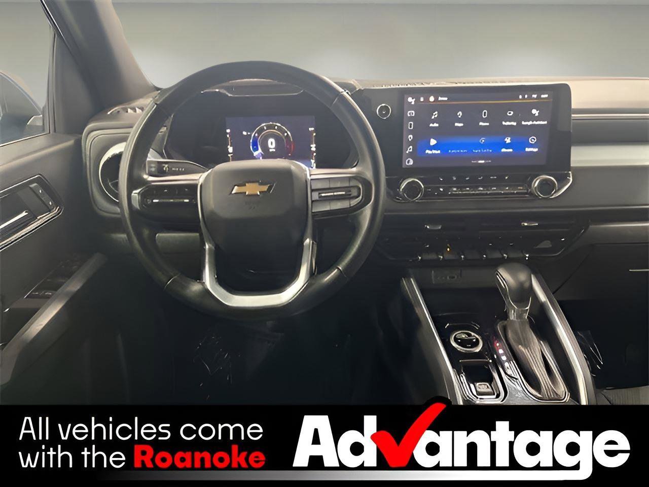 Used 2023 Chevrolet Colorado LT w/ LT Convenience Package II image 3