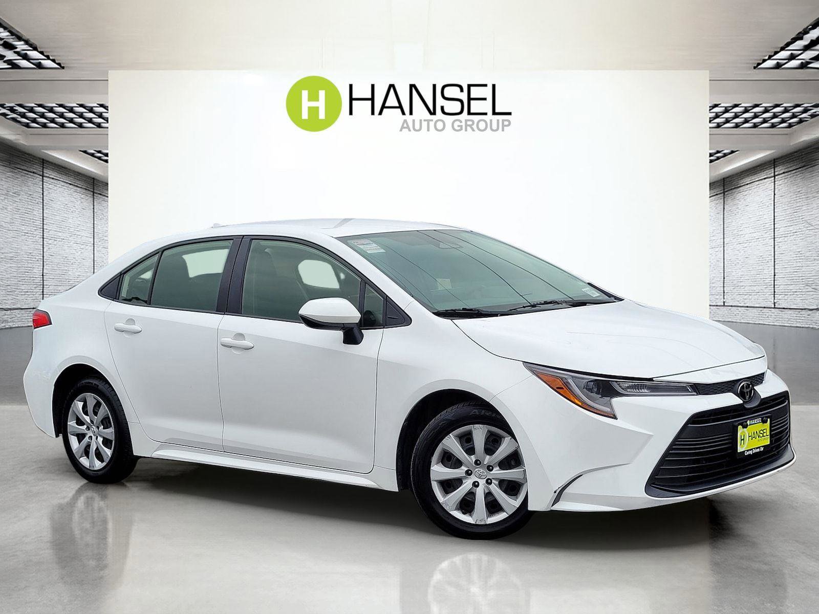 Used 2023 Toyota Corolla LE FWD image 1