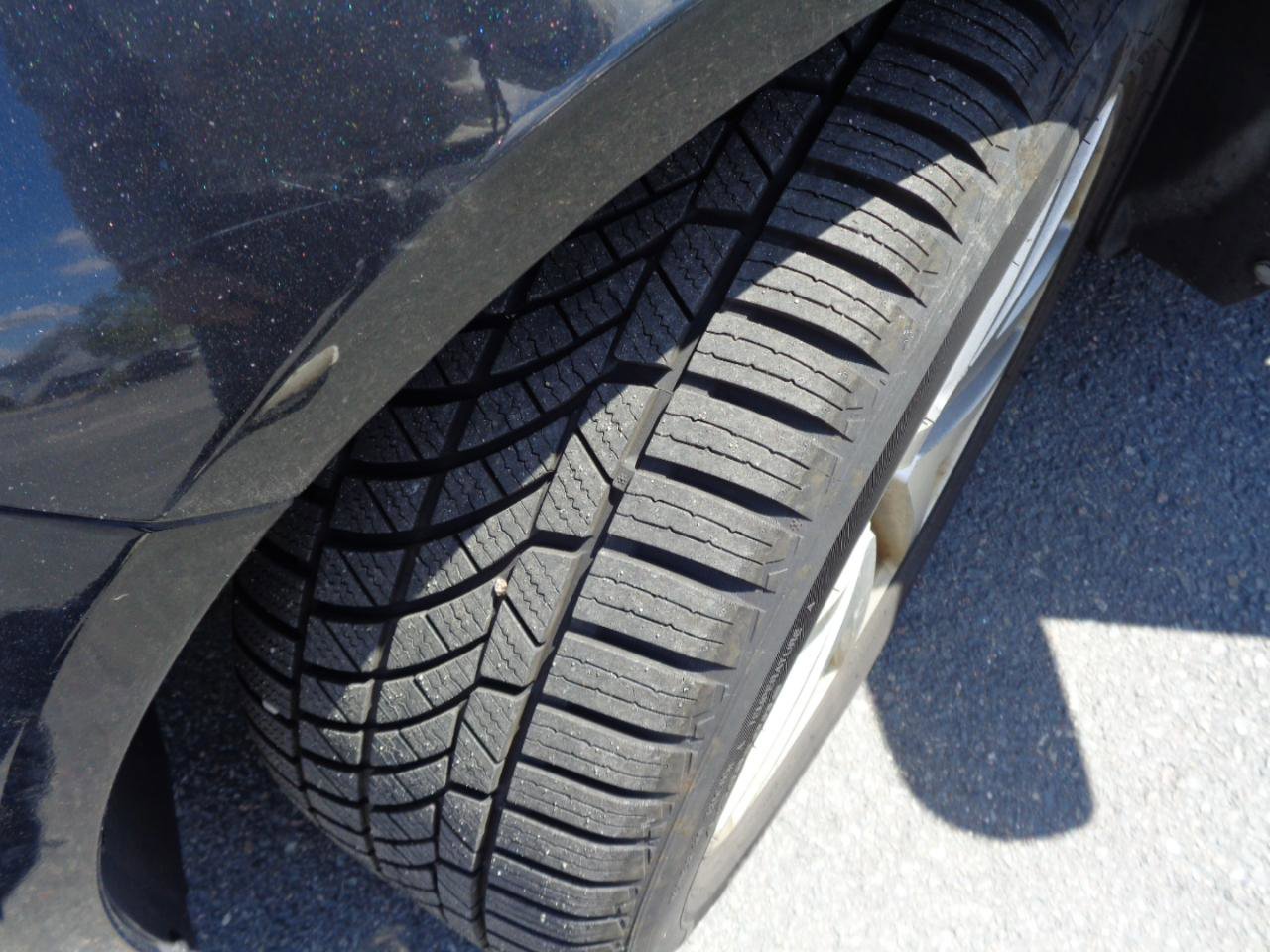 Used 2012 Ford Fusion SEL FWD image 7