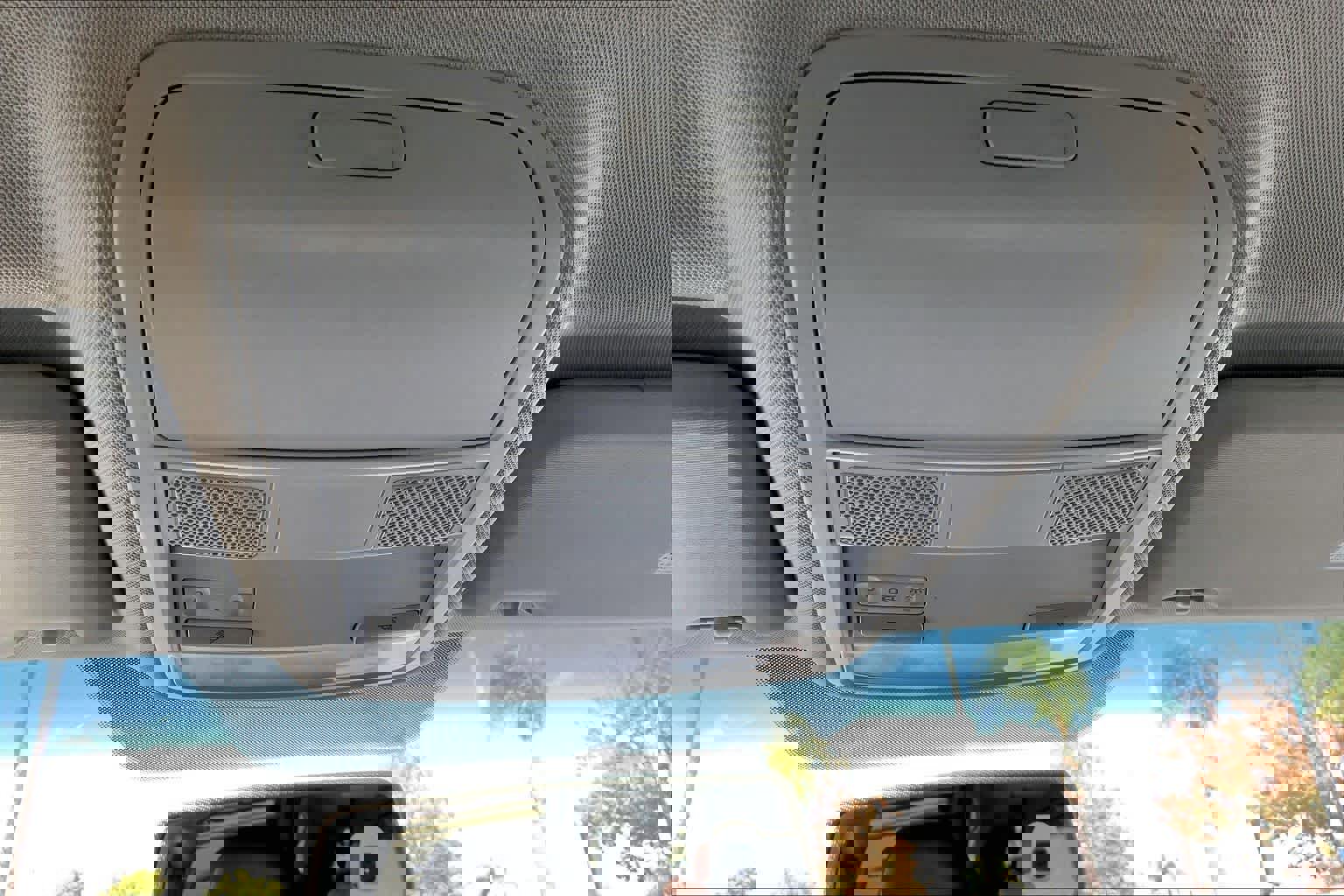 Used 2018 Volkswagen Passat 2.0T R-Line w/ R-Line Lighting Package FWD image 31