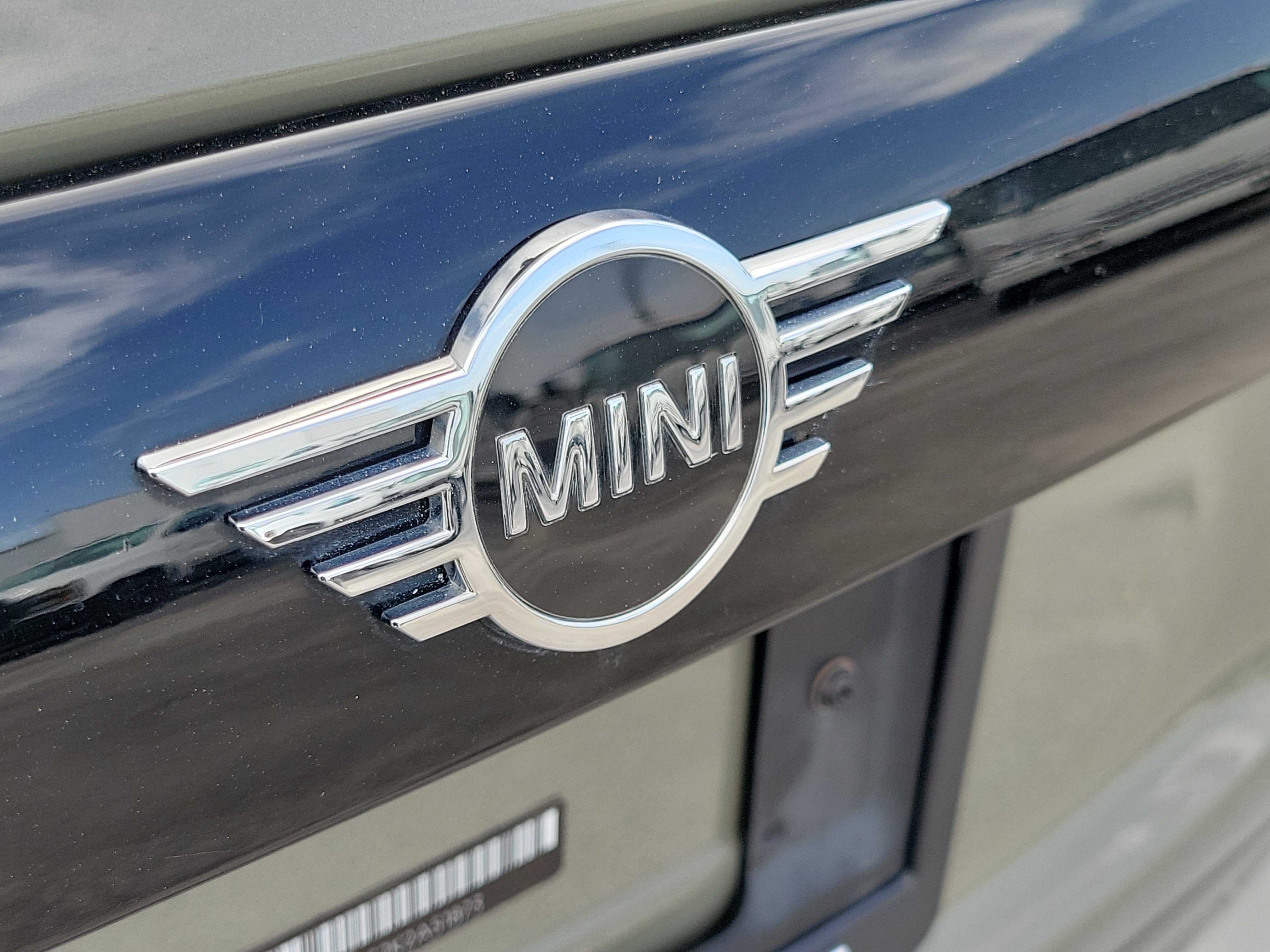 Used 2019 MINI Cooper S w/ Signature Upholstery Package FWD image 10