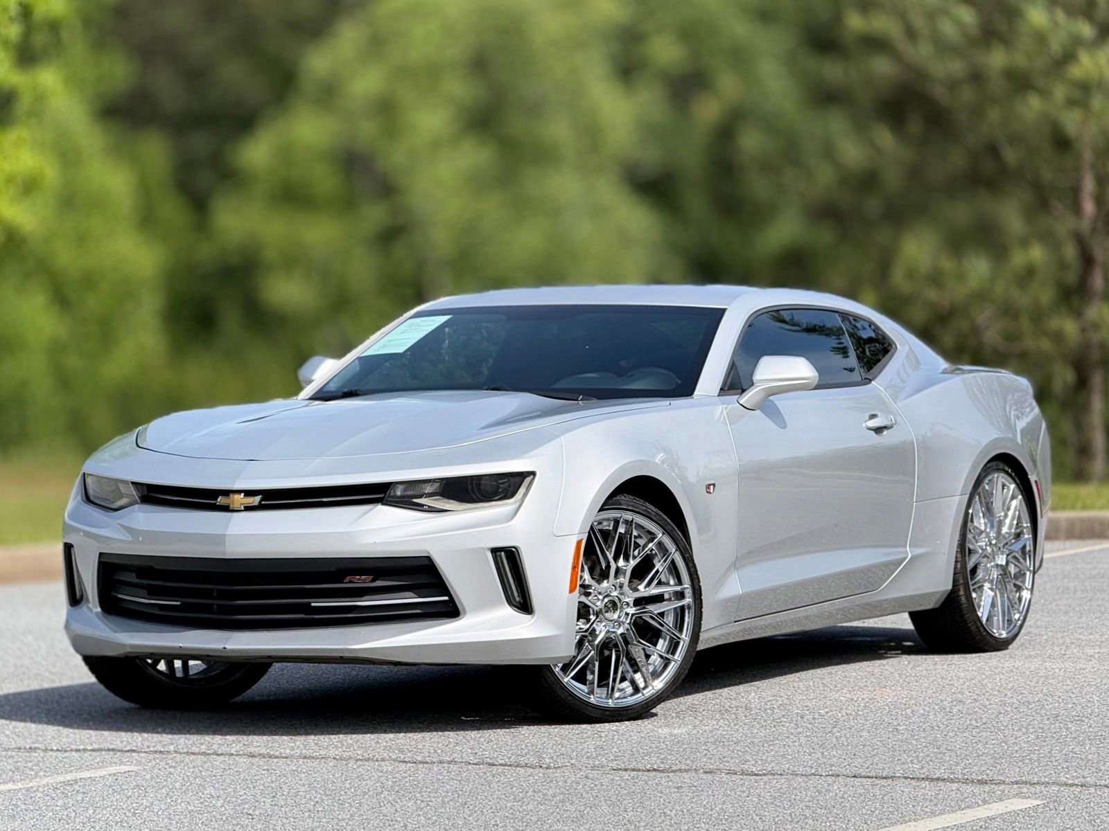 Used 2018 Chevrolet Camaro LT w/ RS Package RWD image 8