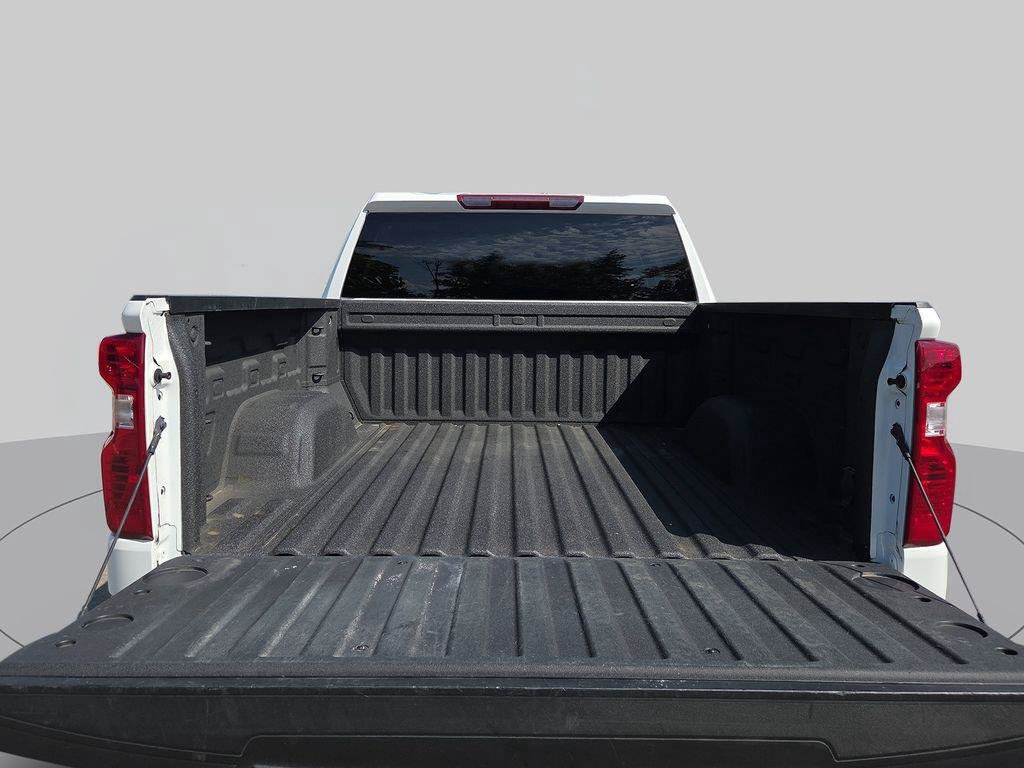 Used 2023 Chevrolet Silverado 1500 LT AWD/4WD image 30