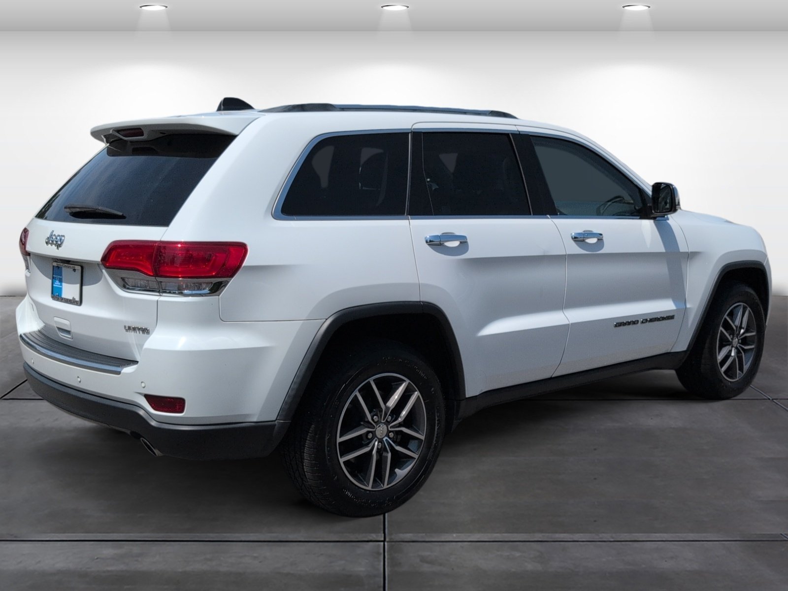 Used 2018 Jeep Grand Cherokee Limited w/ Luxury Group II RWD image 5