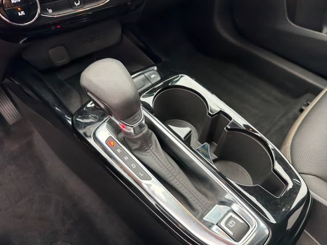Used 2024 Chevrolet Trax ACTIV w/ Sunroof Package FWD image 23