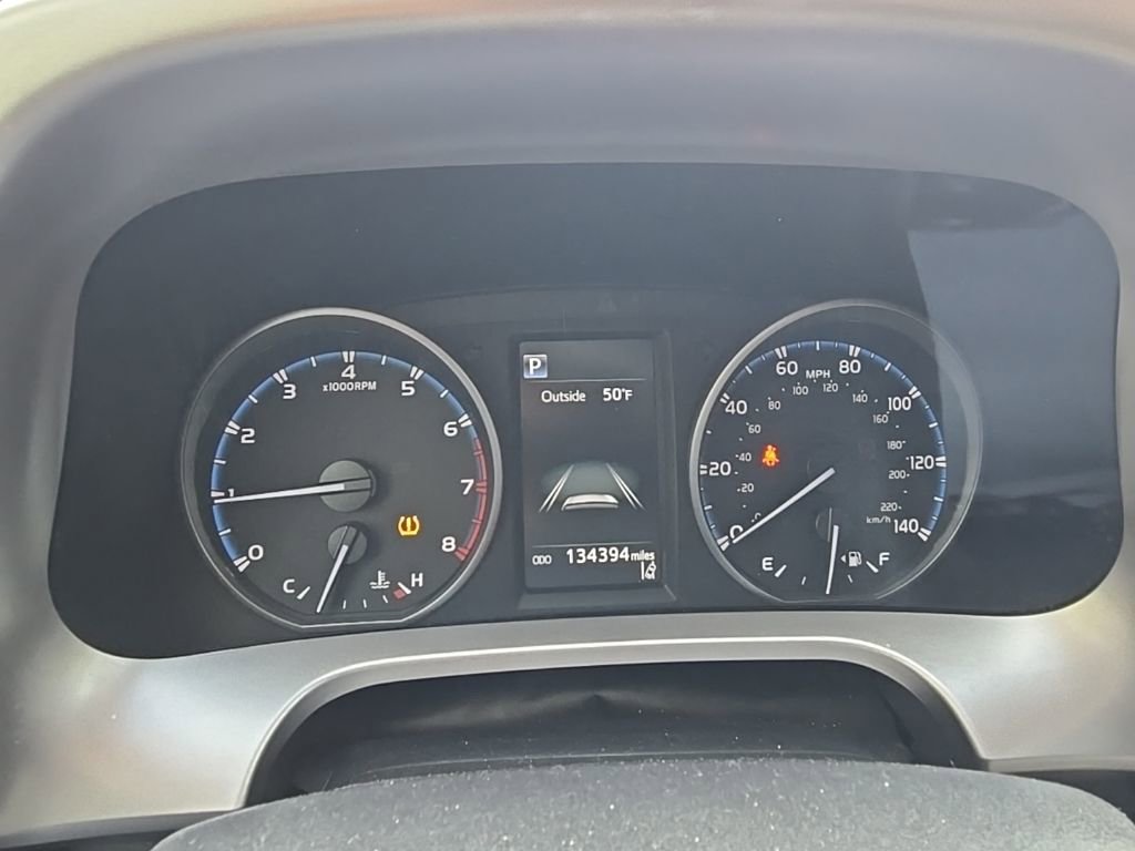 Used 2017 Toyota RAV4 XLE image 6