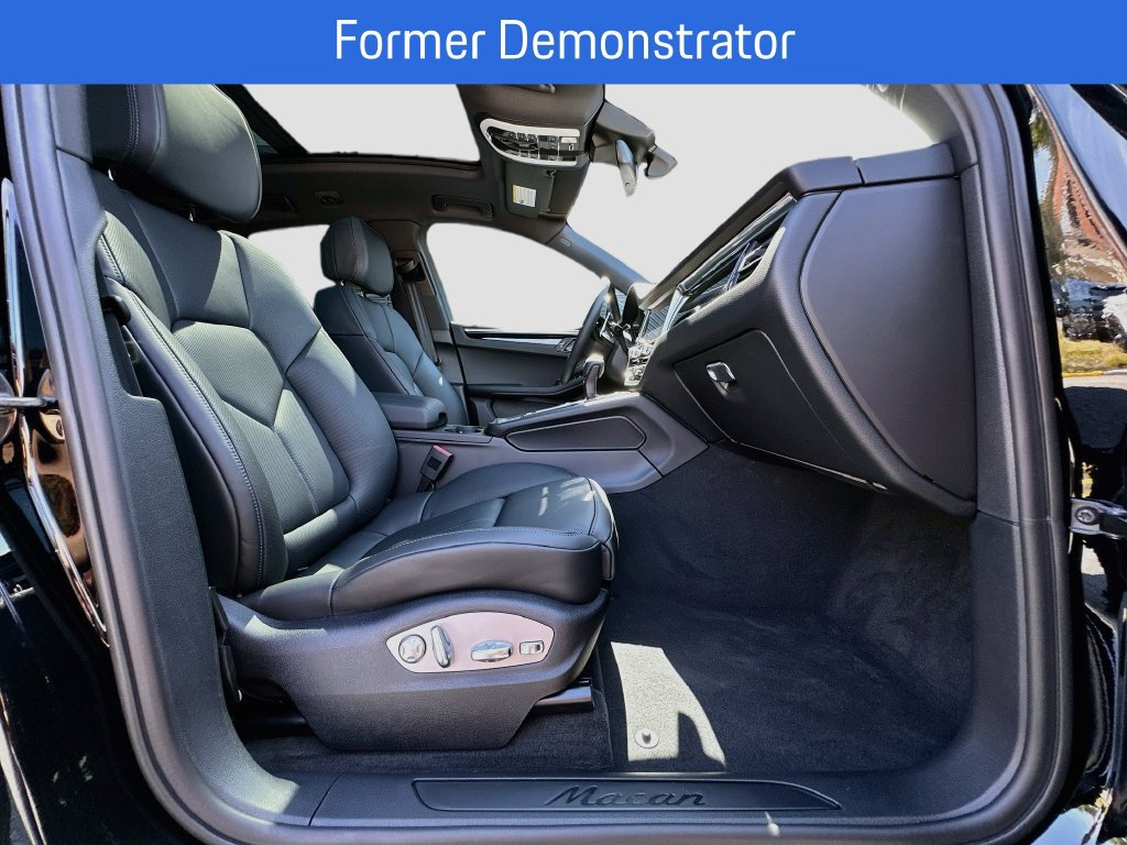 New 2026 Porsche Macan AWD/4WD image 29