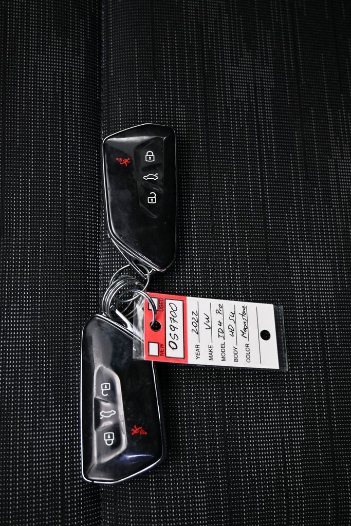 Used 2022 Volkswagen ID.4 Pro image 30