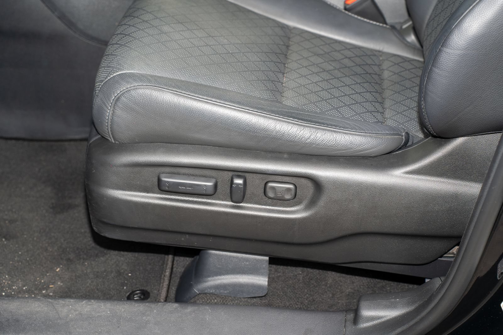 Certified 2023 Honda Passport Elite image 30