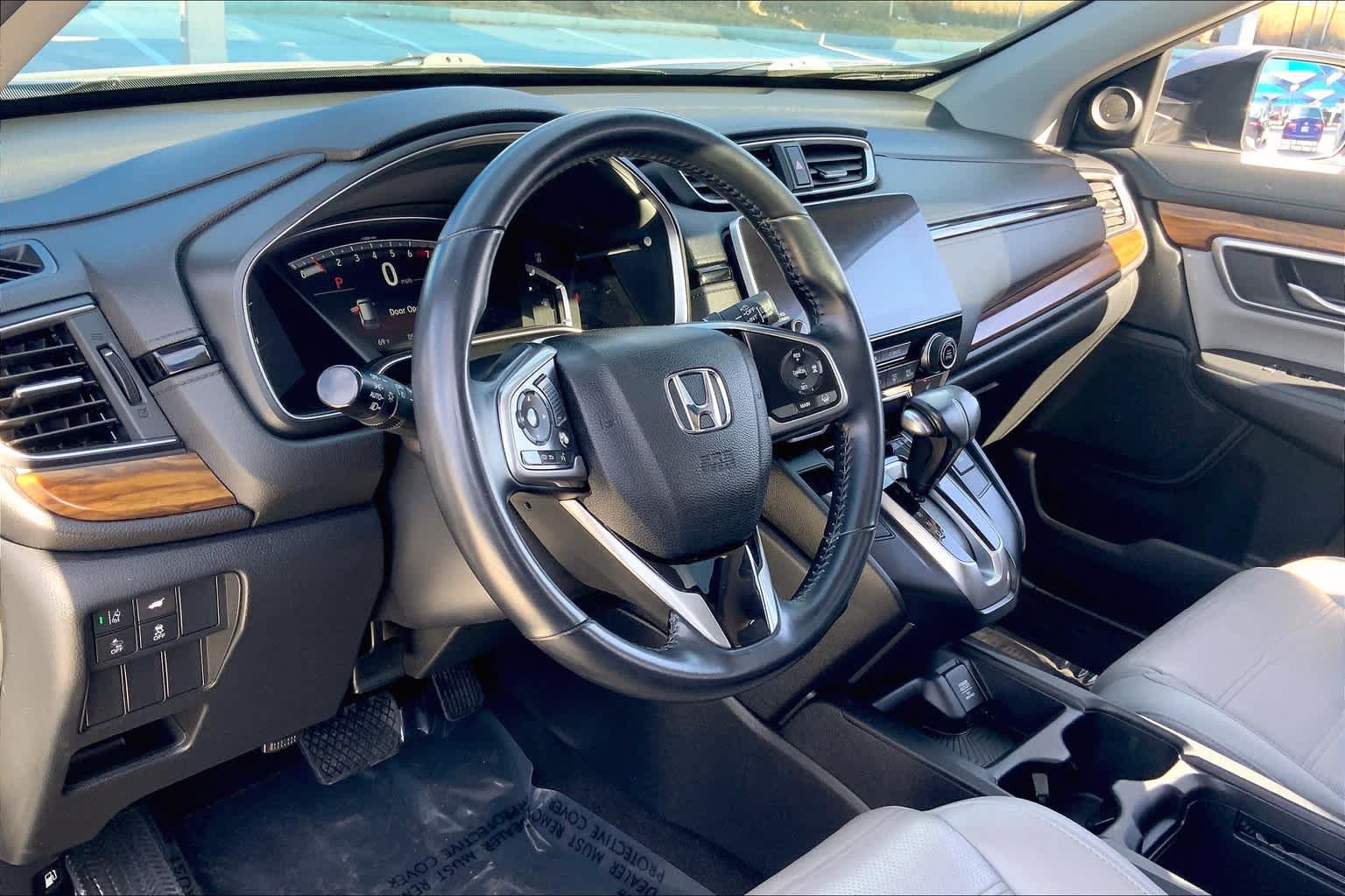 Used 2017 Honda CR-V Touring image 18