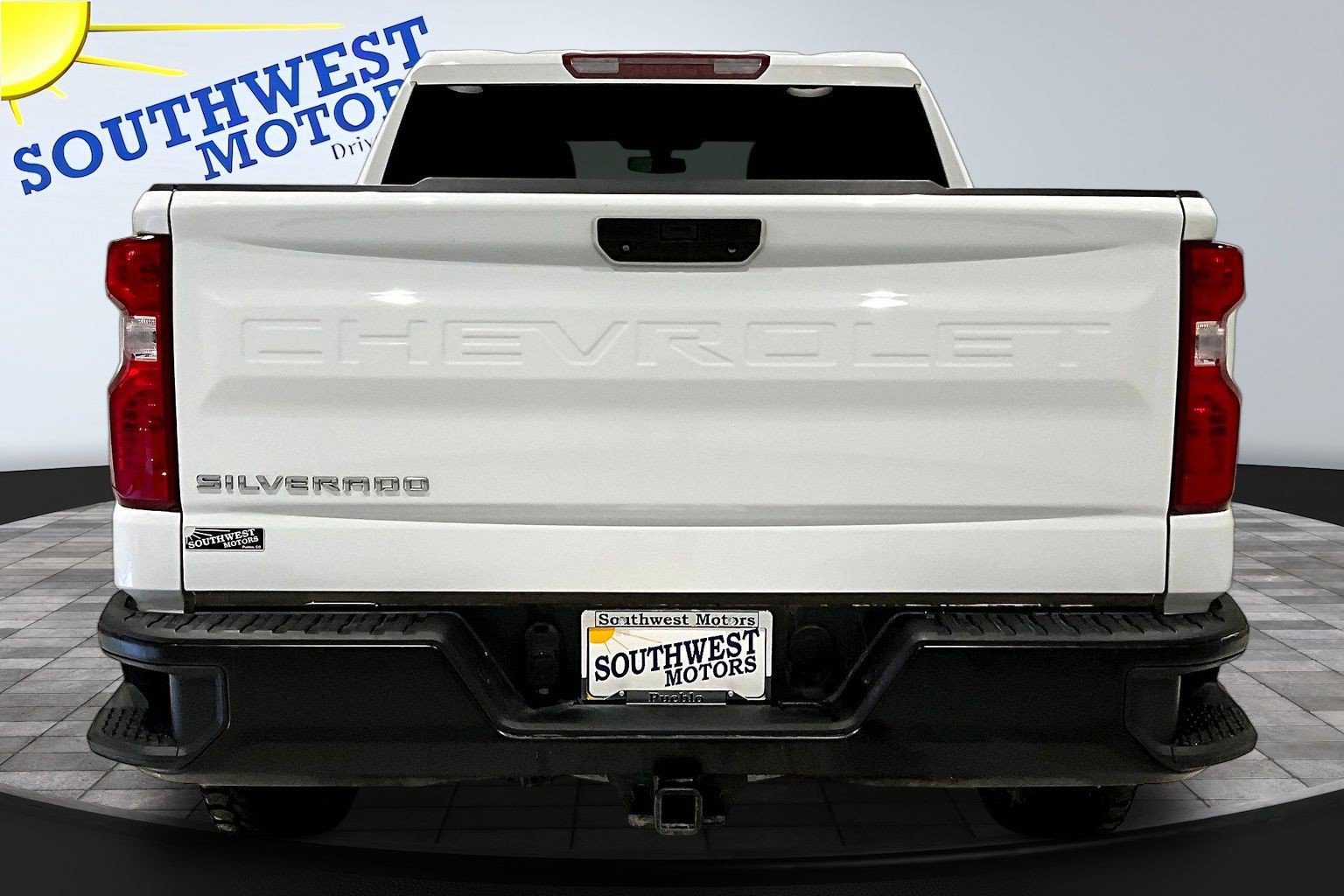 Used 2022 Chevrolet Silverado 1500 W/T w/ WT Value Package AWD/4WD image 6