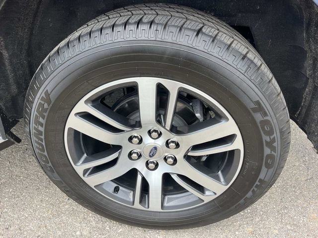 Used 2023 Ford Expedition Limited RWD image 14