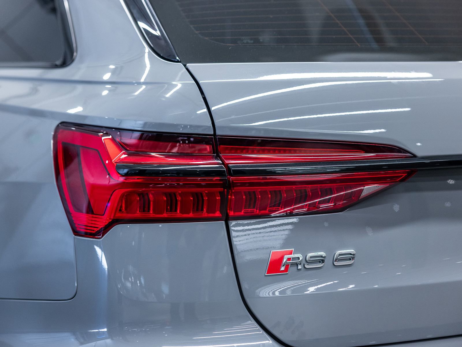 Used 2023 Audi RS 6 AWD/4WD image 22
