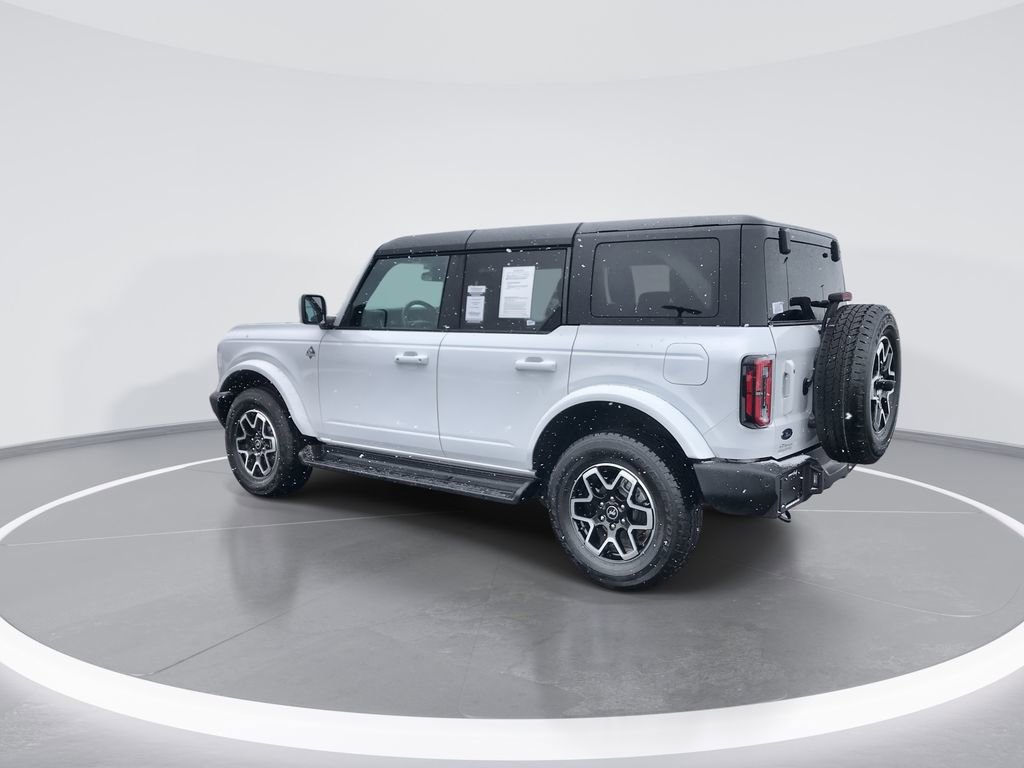 Used 2025 Ford Bronco Outer Banks image 6