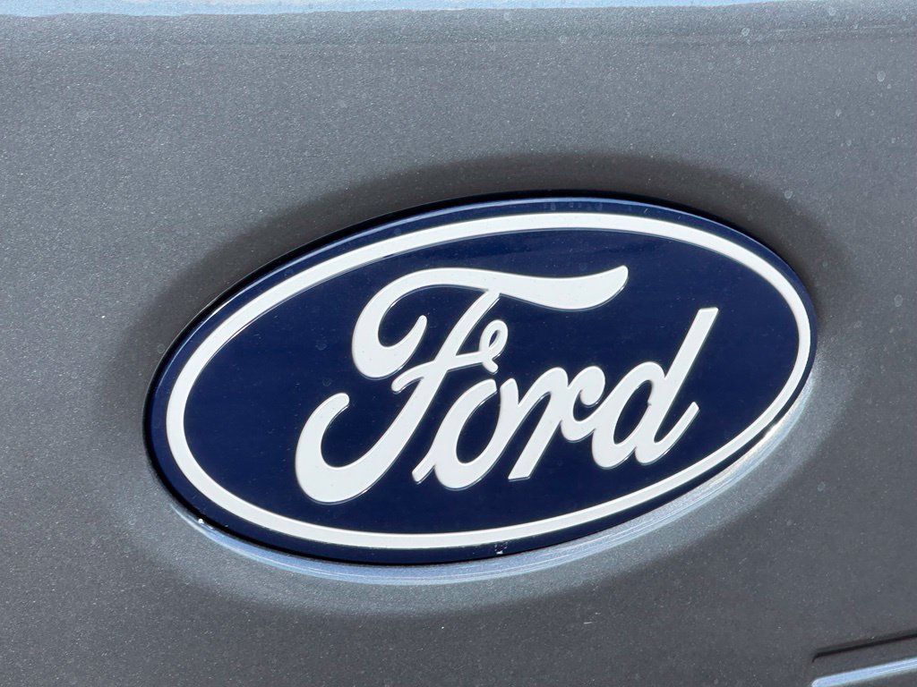 New 2027 Ford F250 Lariat w/ Black Appearance Package AWD/4WD image 32