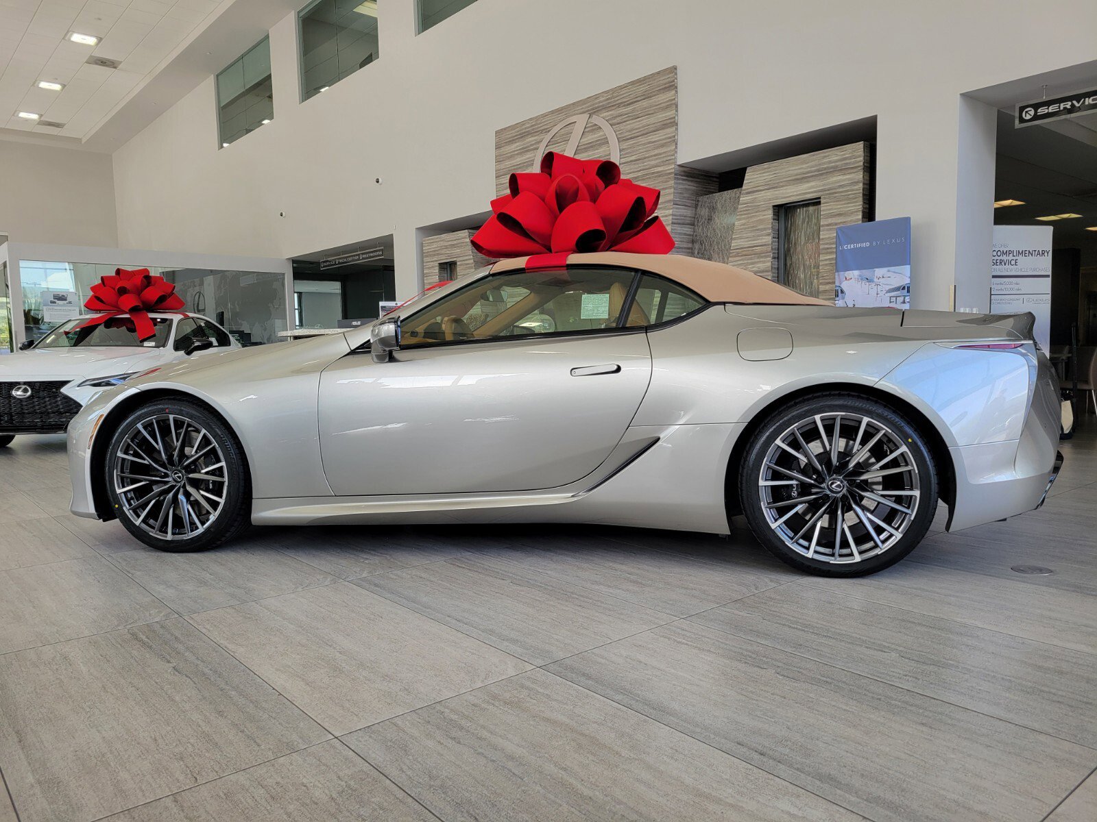 Certified 2024 Lexus LC 500 Convertible image 2