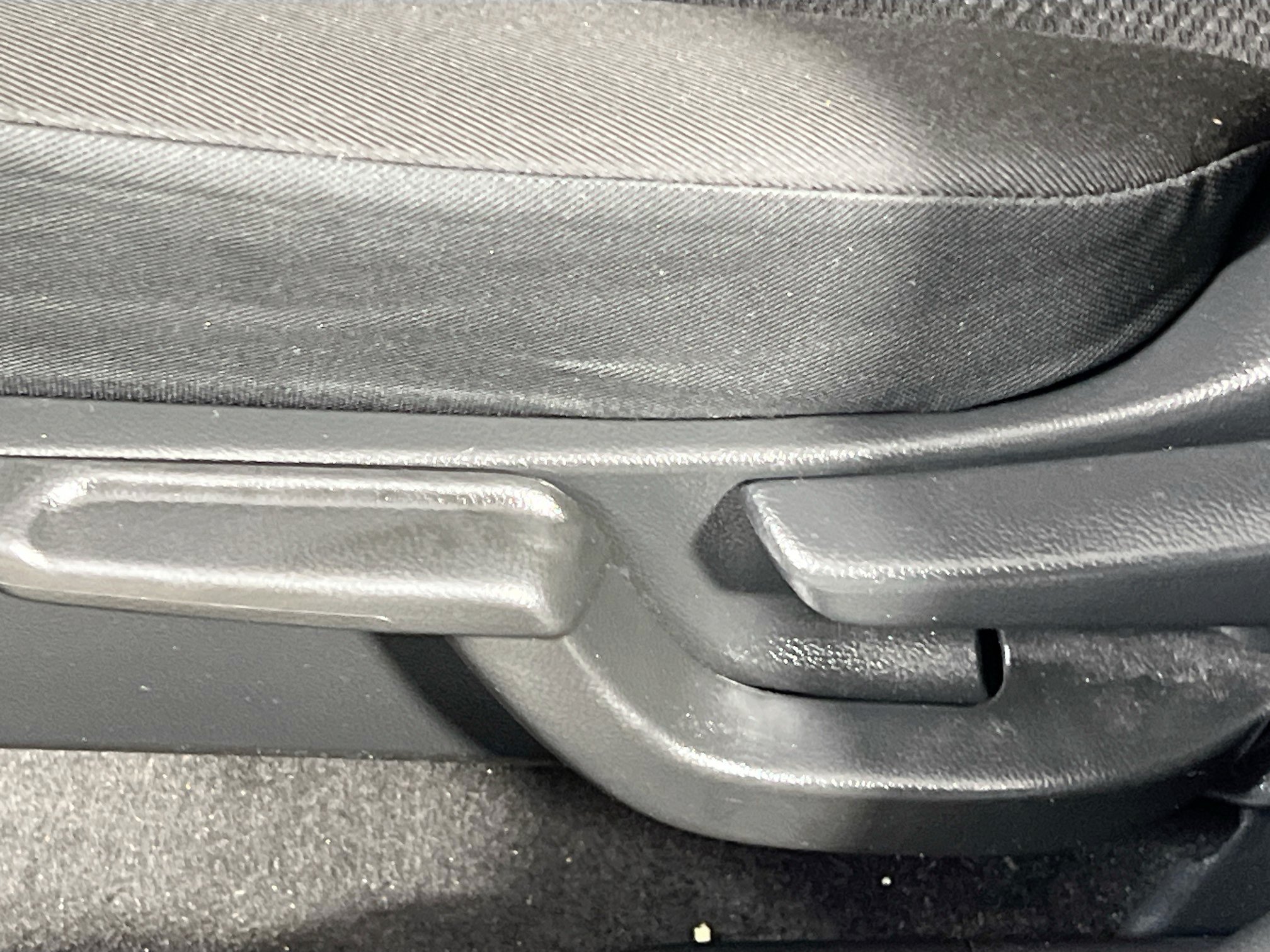 Used 2017 Honda HR-V EX image 16