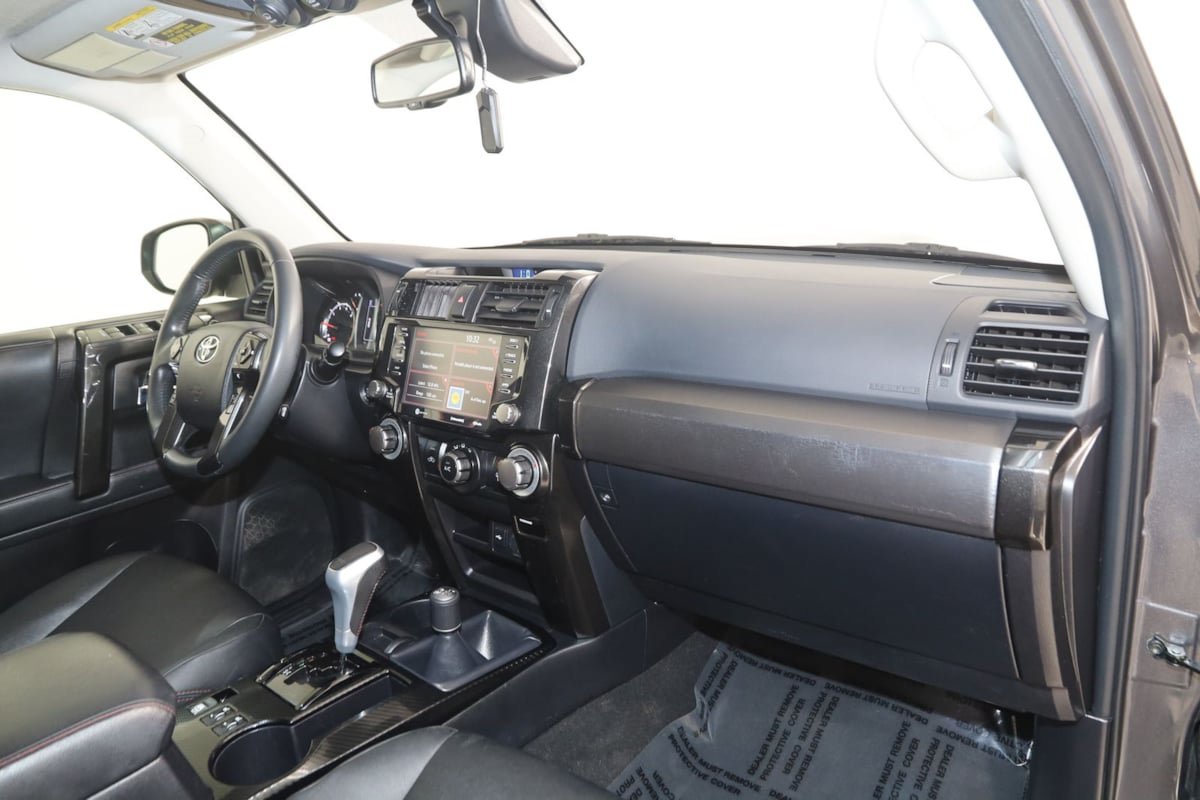 Used 2021 Toyota 4Runner TRD Off-Road Premium AWD/4WD image 38