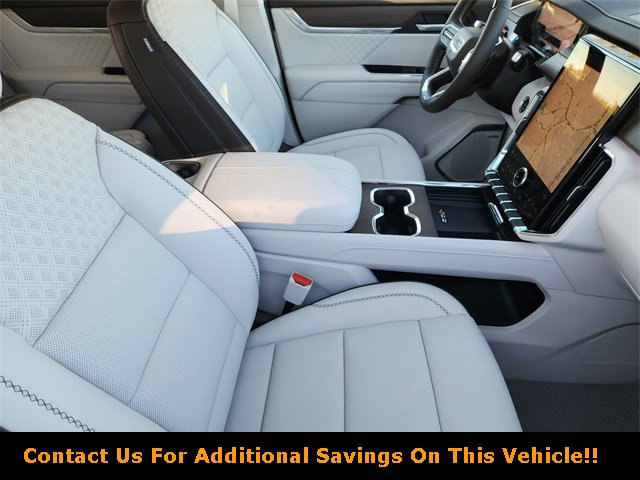 New 2026 GMC Acadia Denali w/ Super Cruise Package image 10