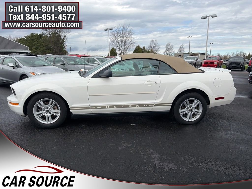 Used 2008 Ford Mustang Deluxe image 8